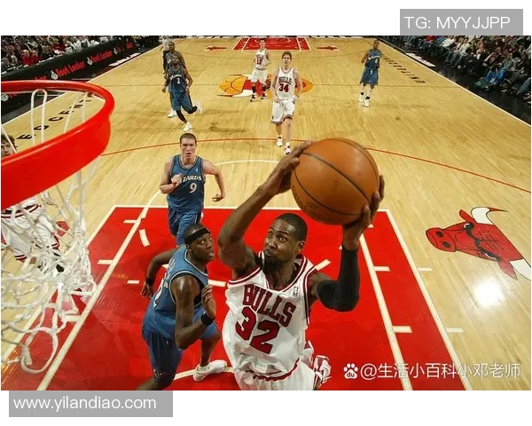 成都篮球队配合变革引发热议球迷期待新战术带来的精彩表现