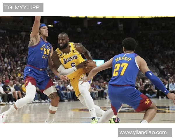 湖人对阵掘金精彩回放分析及比赛亮点回顾九月二十七日赛事全景